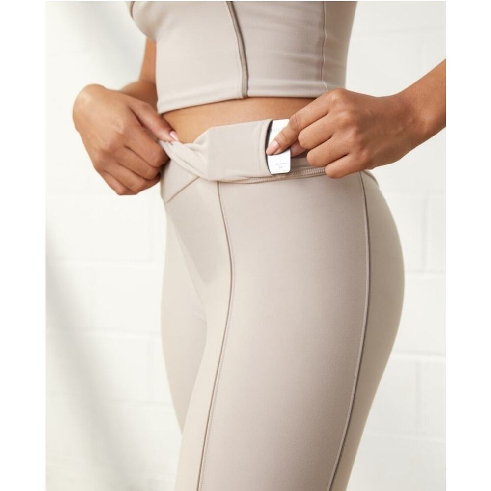 Abercrombie & Fitch YPB sculptLUX 7/8 Leggings Sand Size Small - Picture 8 of 8